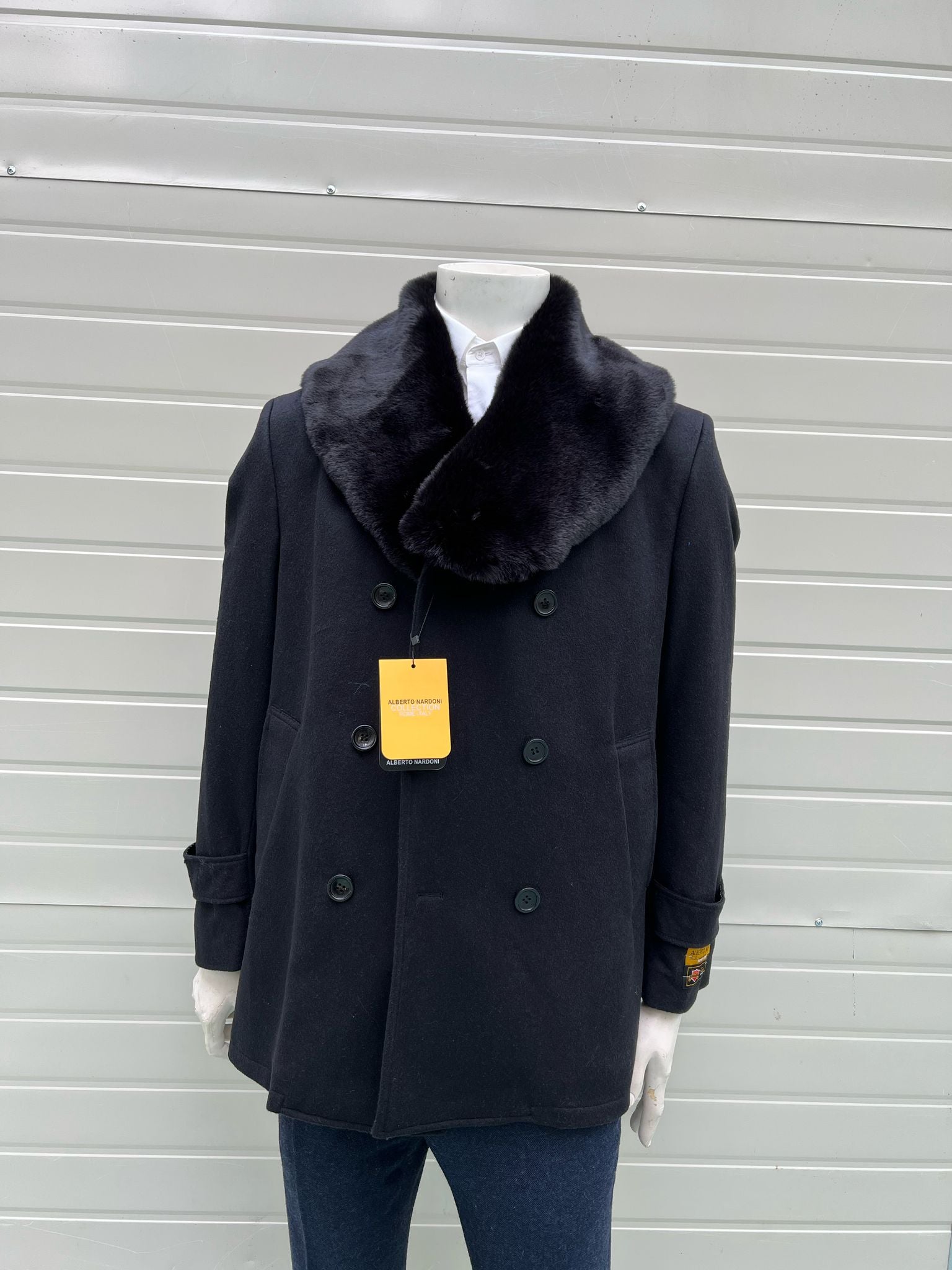 Mens Black Peacoat Wool Overcoat with Faux Fur Shawl Collar – Double-Breasted Winter Peacoat - Coat Size 38