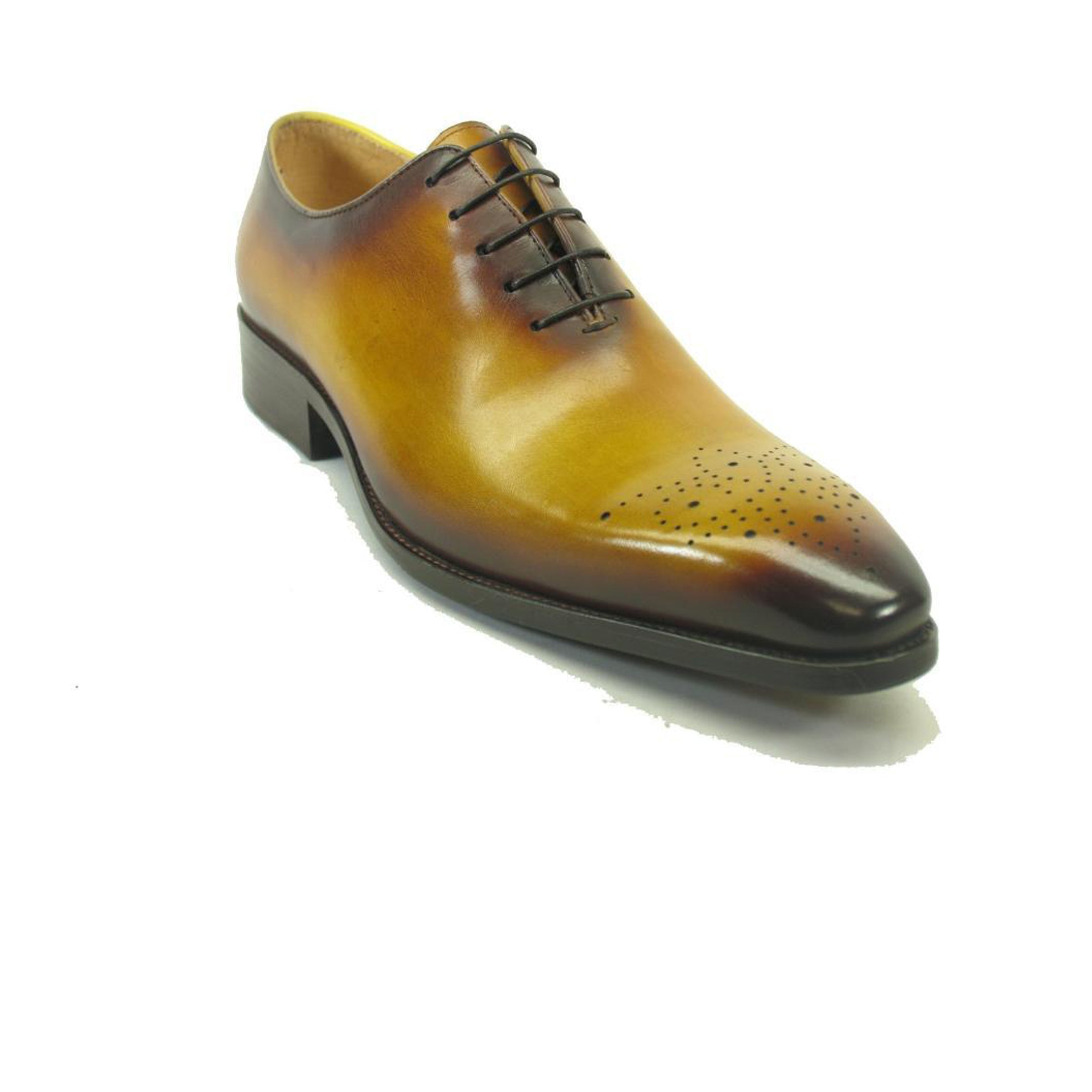 Mens Carrucci Plain Toe Medallion Dress Shoe in Cognac - 7.5