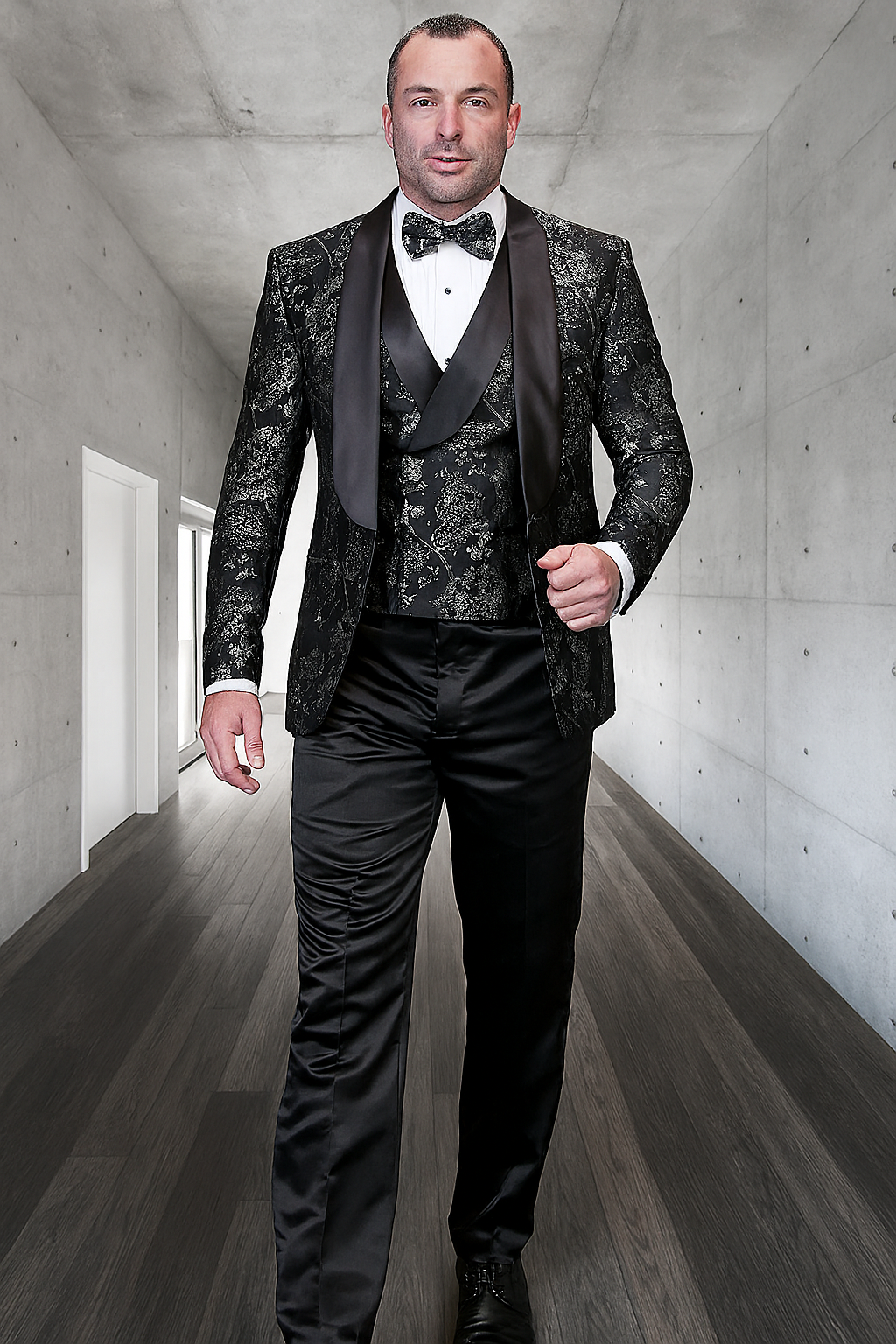 Men's black paisley lace print vested tuxedo for prom & wedding with satin lapel and bowtie - 36 Short
