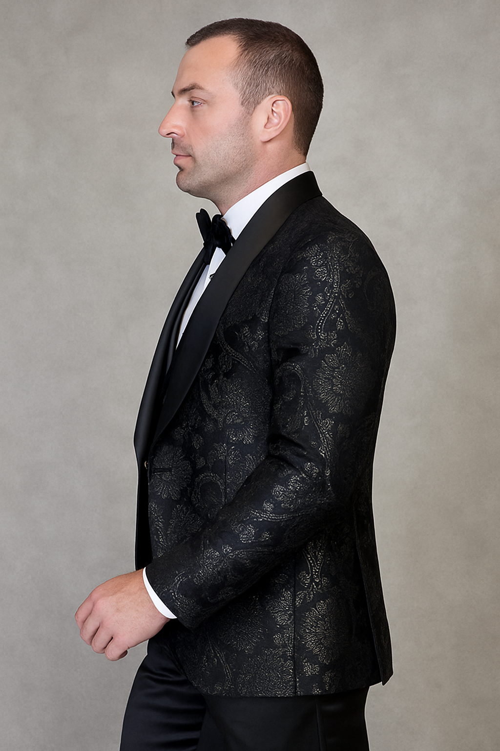 Men's black paisley lace print vested tuxedo for prom & wedding with satin lapel and bowtie - 36 Short