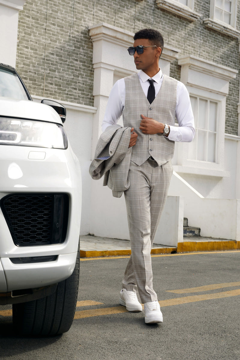 "Mens Stacy Adams Suit -Stacy Adams Suit Men's Light Grey Plaid Vested Business Suit - Two Button" - 34 Short