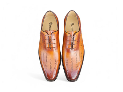 Carrucci Embossed Wholecut Oxford