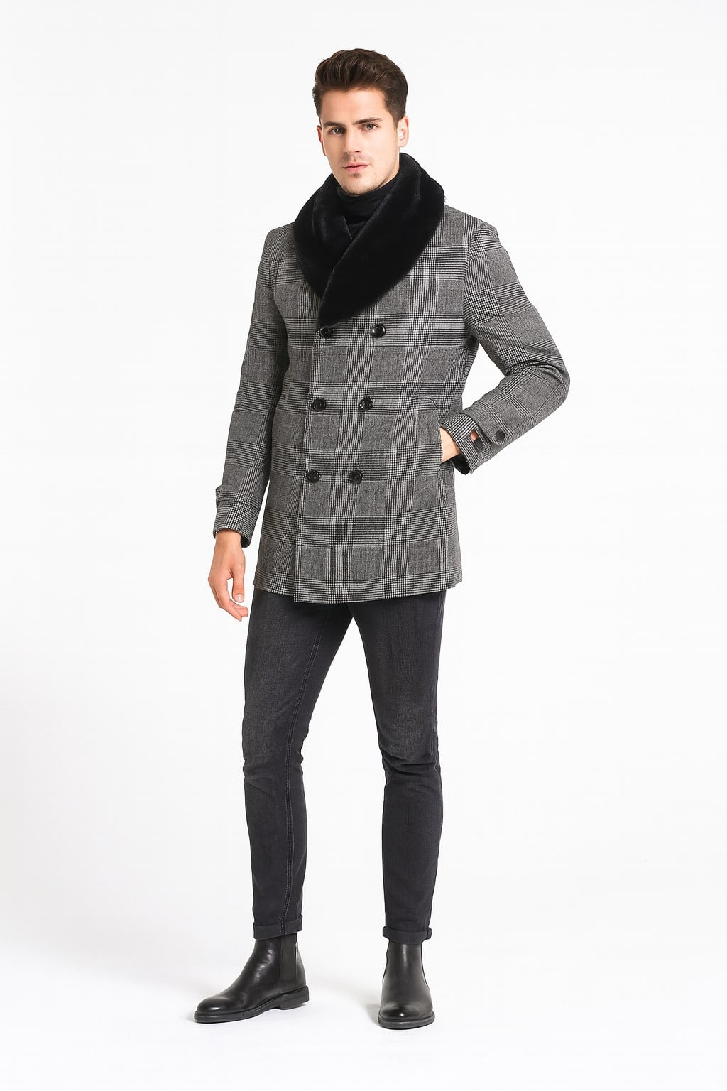 Mens Grey Plaid Double-Breasted Overcoat with Black Faux Fur Collar – Classic Winter Peacoat - Coat Size 38