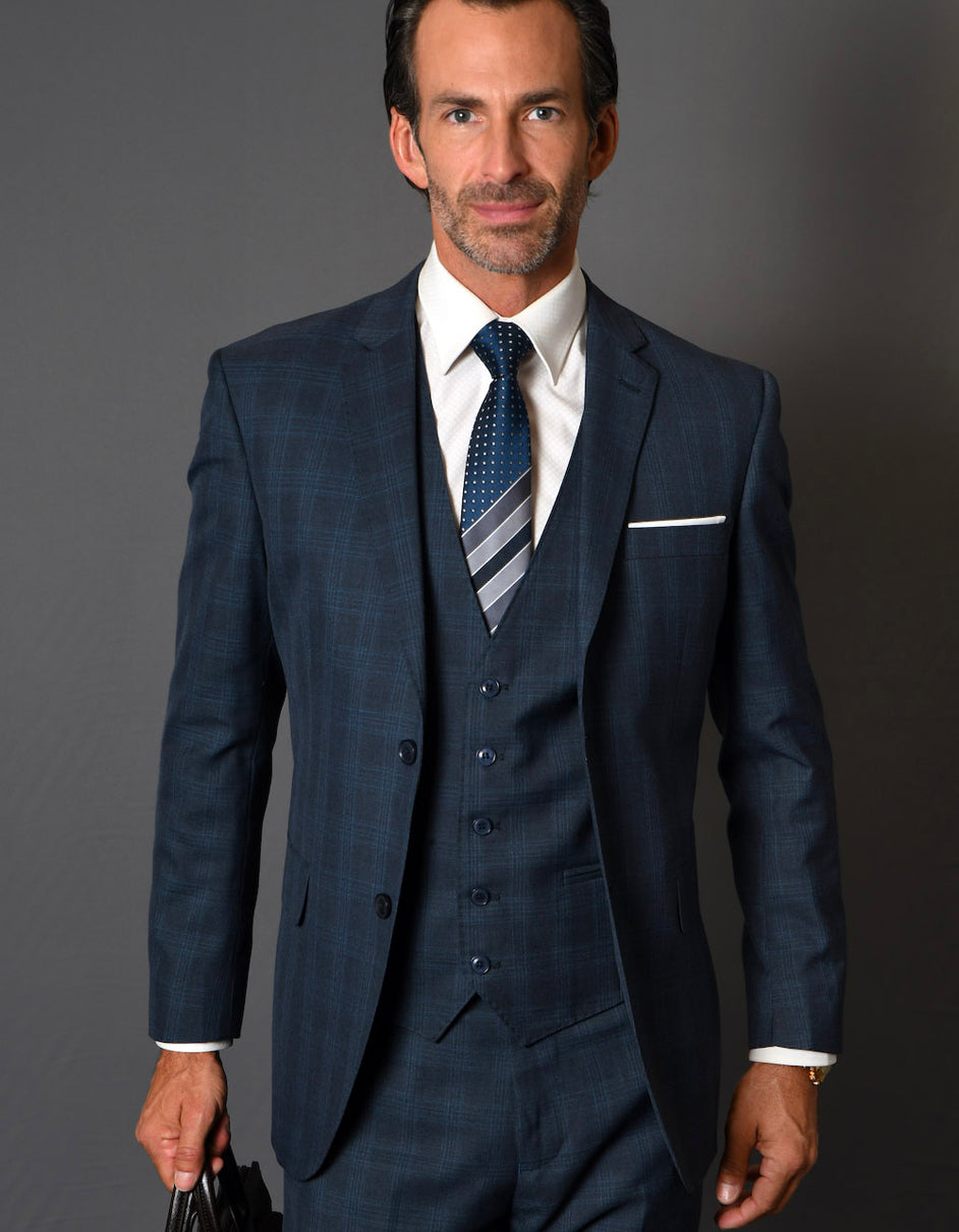 Mens 2 Button Vested Modern Fit Wool Suit in Navy Plaid - 34 Short