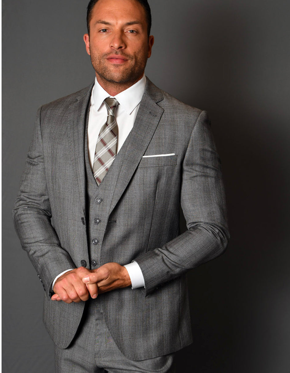 Mens 2 Button Vested Modern Fit Wool Suit in Grey Plaid - 34 Short