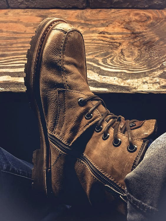 The Ultimate Guide to Men's Boots Maintenance: Tips for Long-Lasting and Stylish Footwear