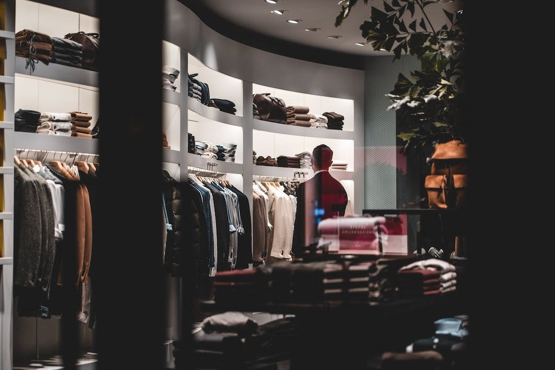 5 Timeless Essentials Men Need for a Complete Wardrobe