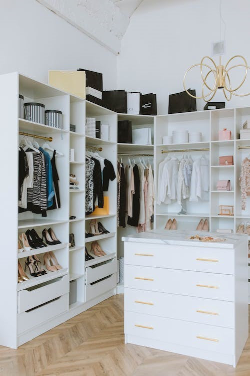 The Ultimate Guide to Storing Clothes like a Pro