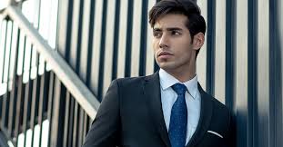 Mastering Elegance: The Buttoning Rule for Suits | Emensuits