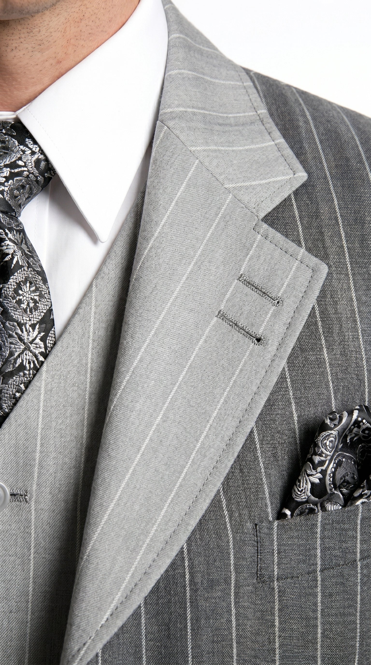 Men’s Grey Pinstripe 1920s Gangster 3 Piece Suit, Contrast Lapel Vintage Formal Suit for Parties, Prom, Weddings, and Theme Events - 34 Short or Extra Small