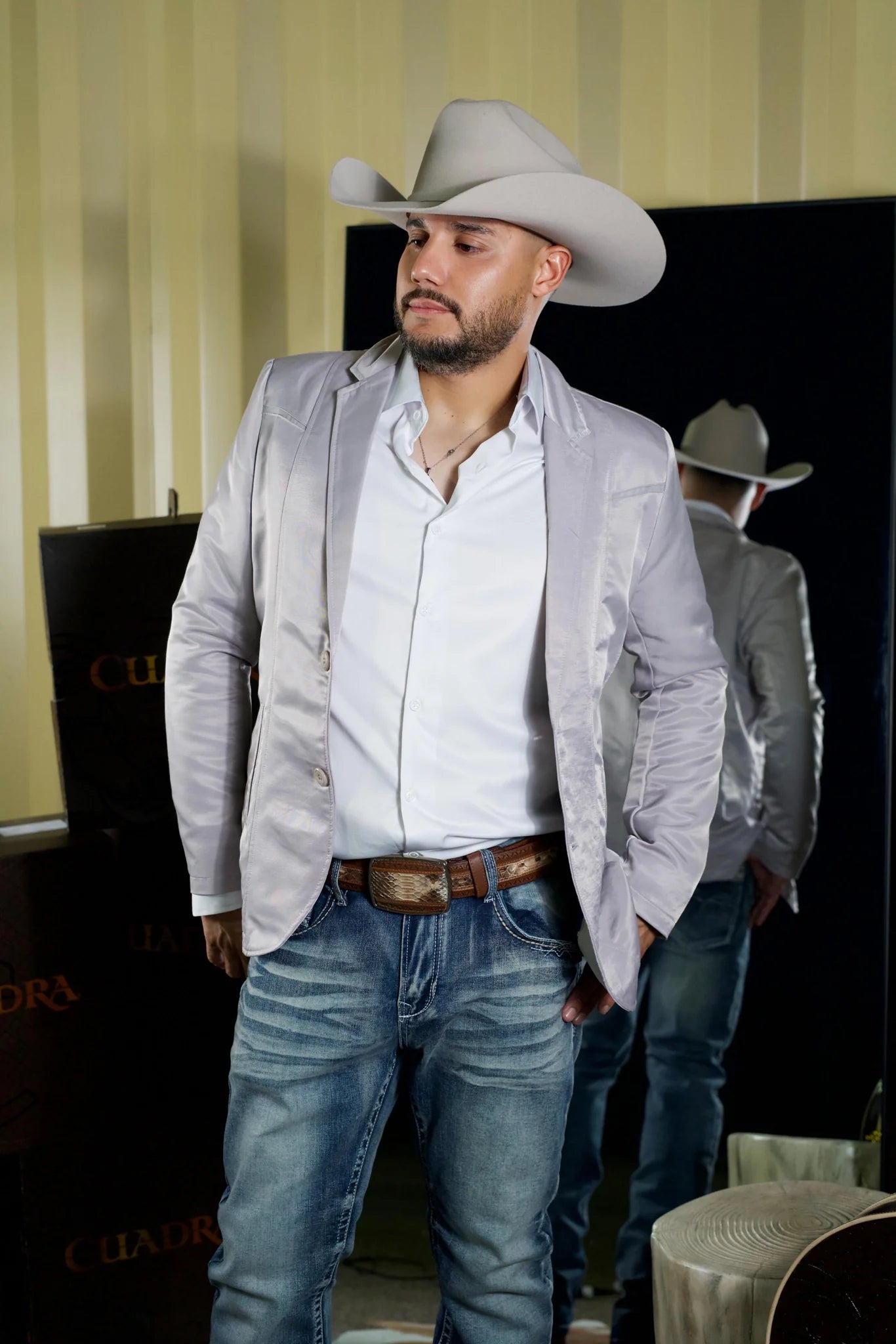 Men's Western Silver Blazer Slim Fit Shiny Finish Sport Coat for Weddings, Prom & Formal Events - 36 Short