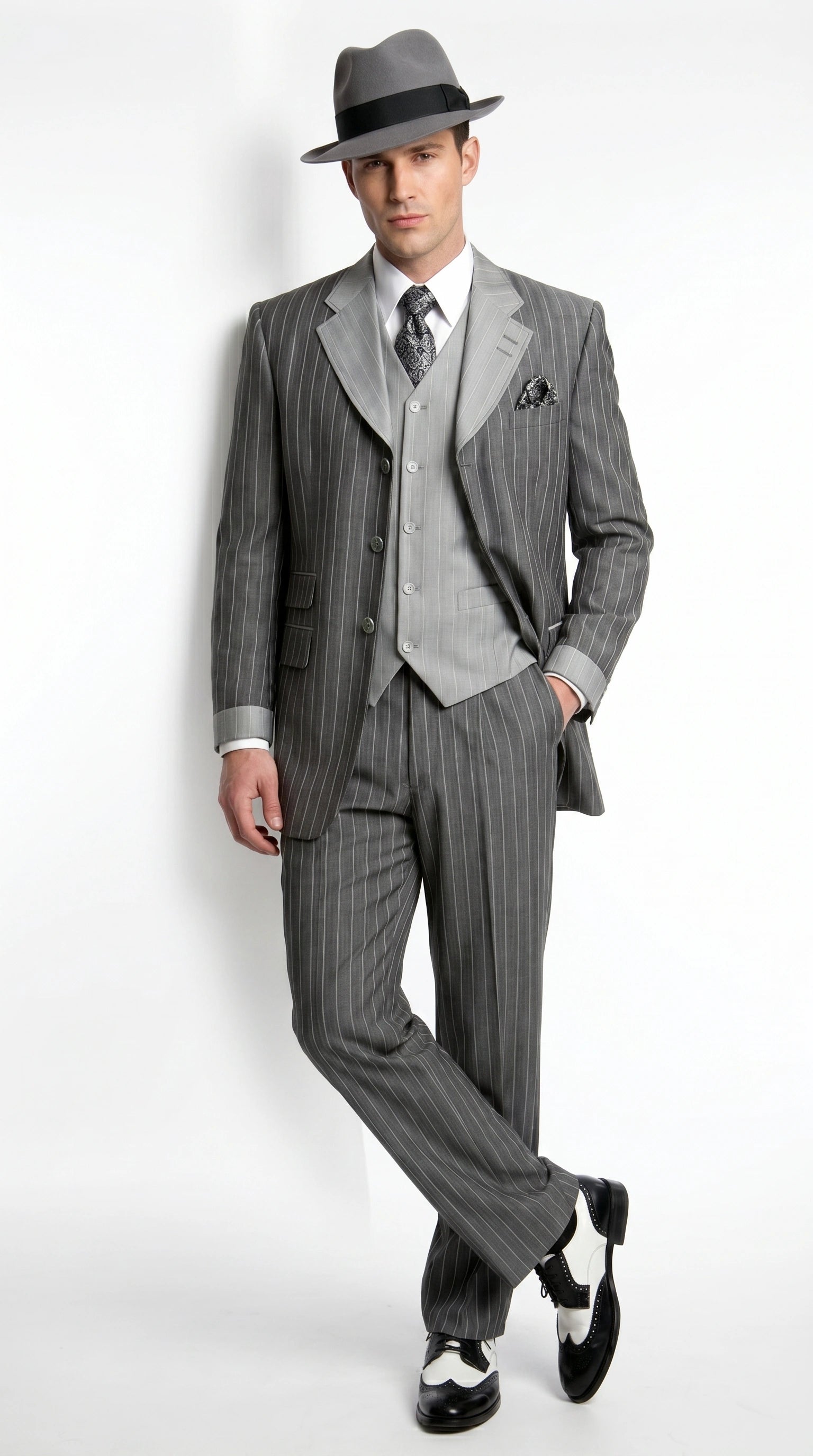 Men’s Grey Pinstripe 1920s Gangster 3 Piece Suit, Contrast Lapel Vintage Formal Suit for Parties, Prom, Weddings, and Theme Events - 34 Short or Extra Small