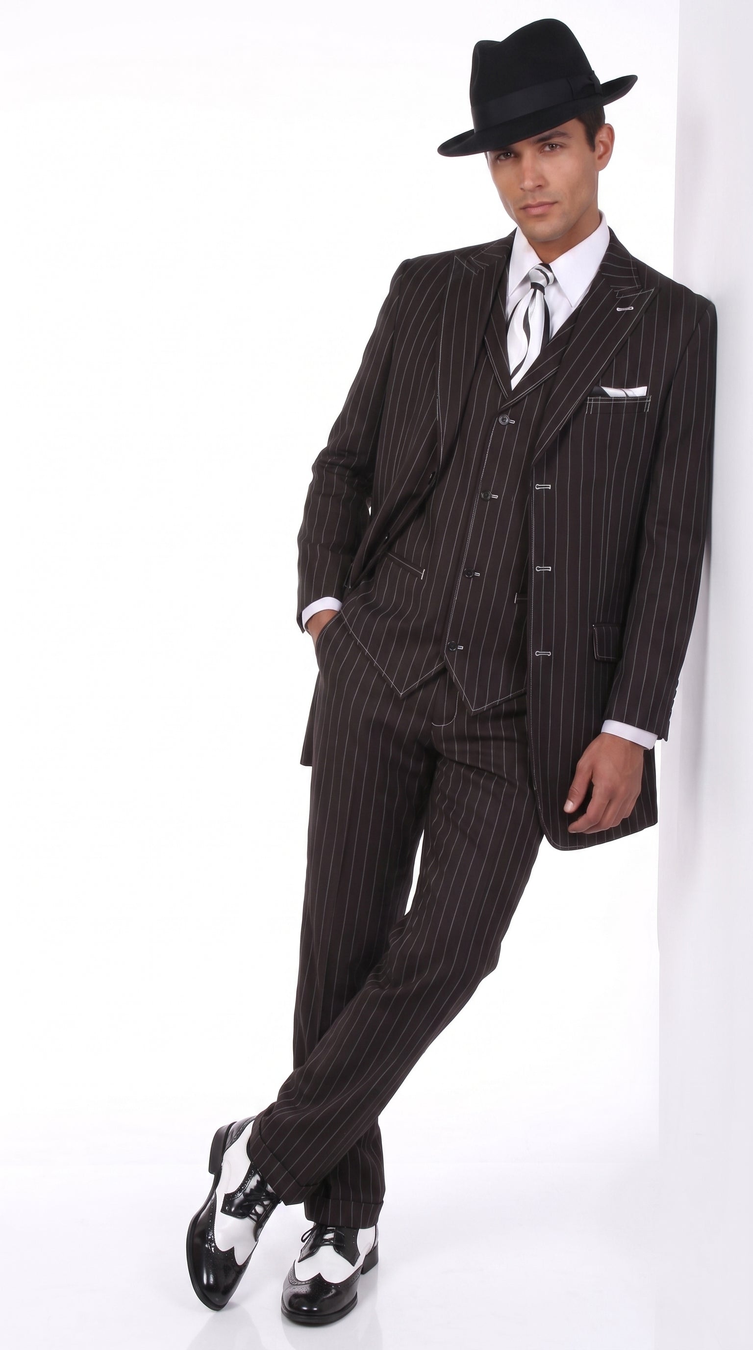 Men’s Black Pinstripe Zoot Suit – 3-Piece Gangster, Formal Suit 1920s Pimp Suit - 34 Short or Extra Small
