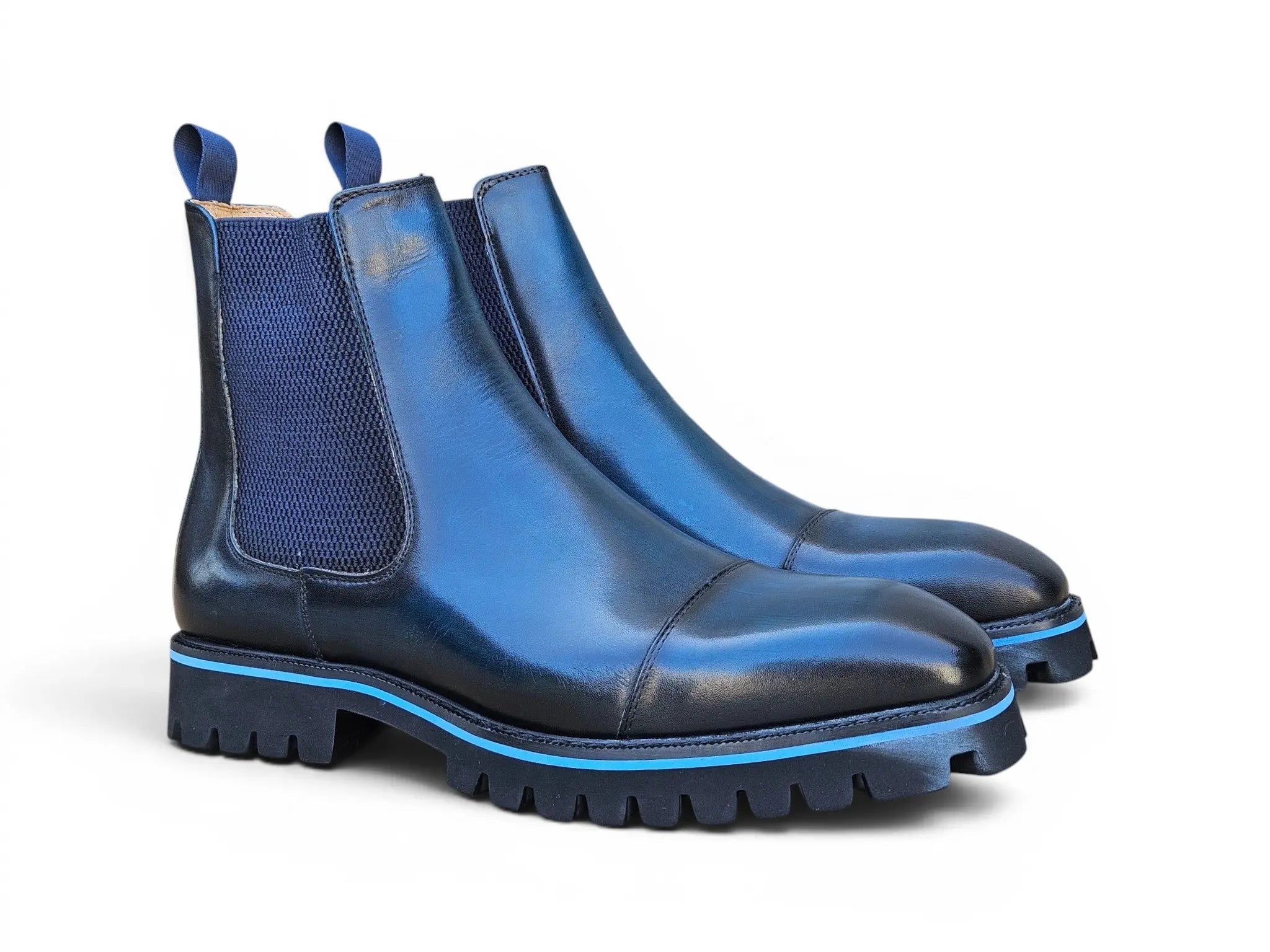Astor Chealsea Boot in Lug Sole - 7.5