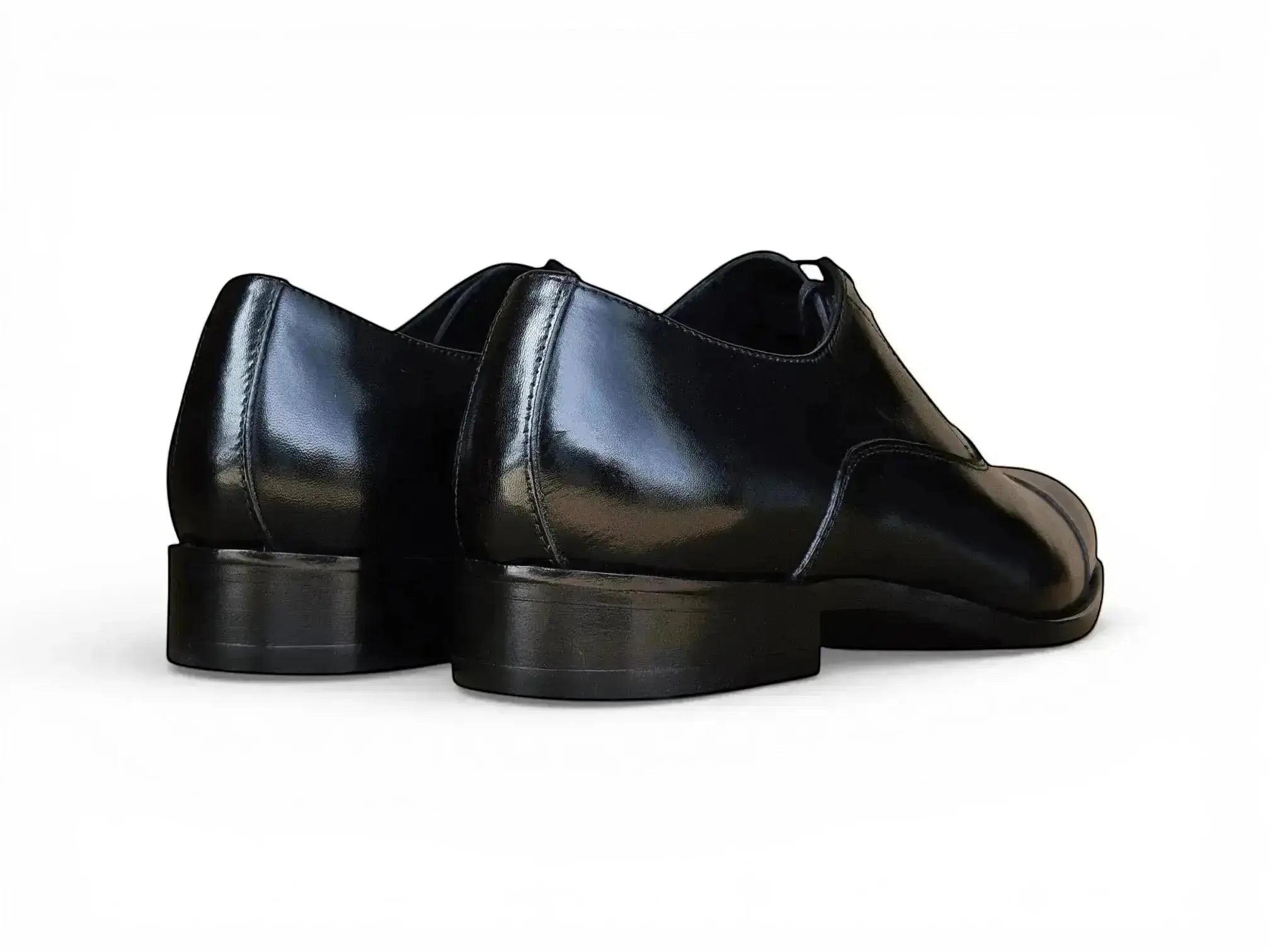 Carrucci Avon Cap Toe Oxford in Leather Sole - 7.5