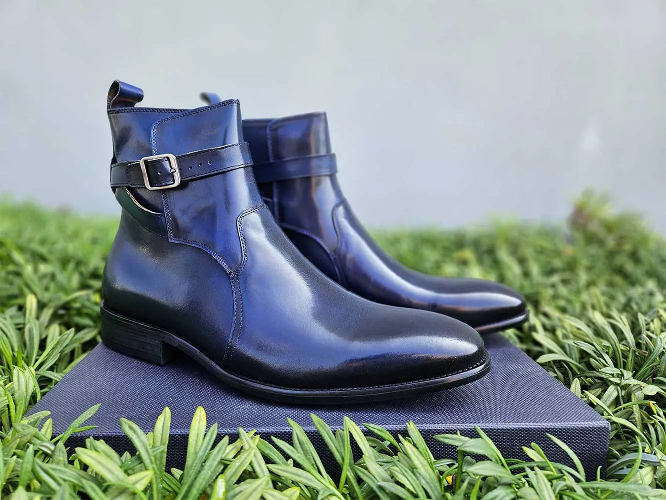 Carrucci Buckle Leather Strap Boots - 7.5