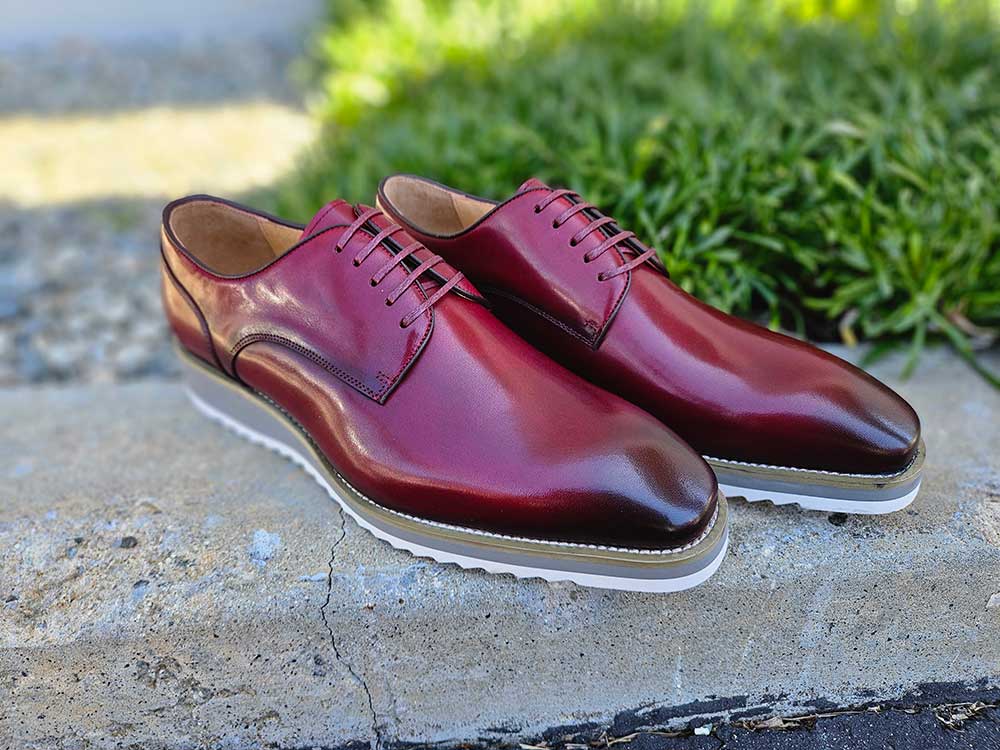 Burnished Lace-up Leather Derby - 7.5