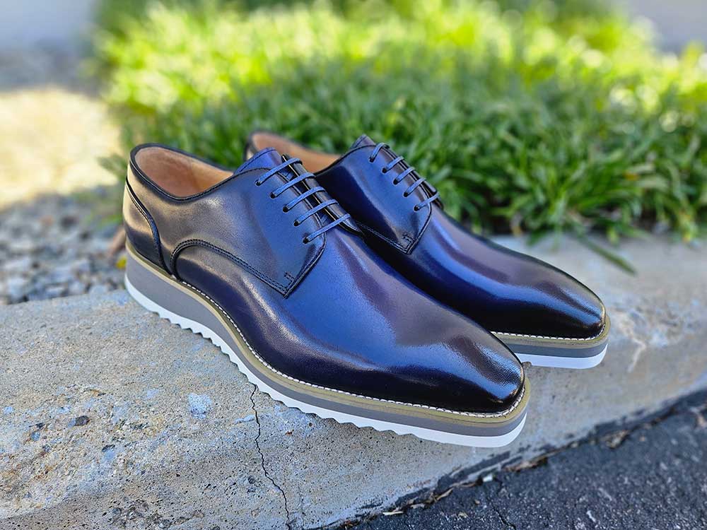 Burnished Lace-up Leather Derby - 7.5