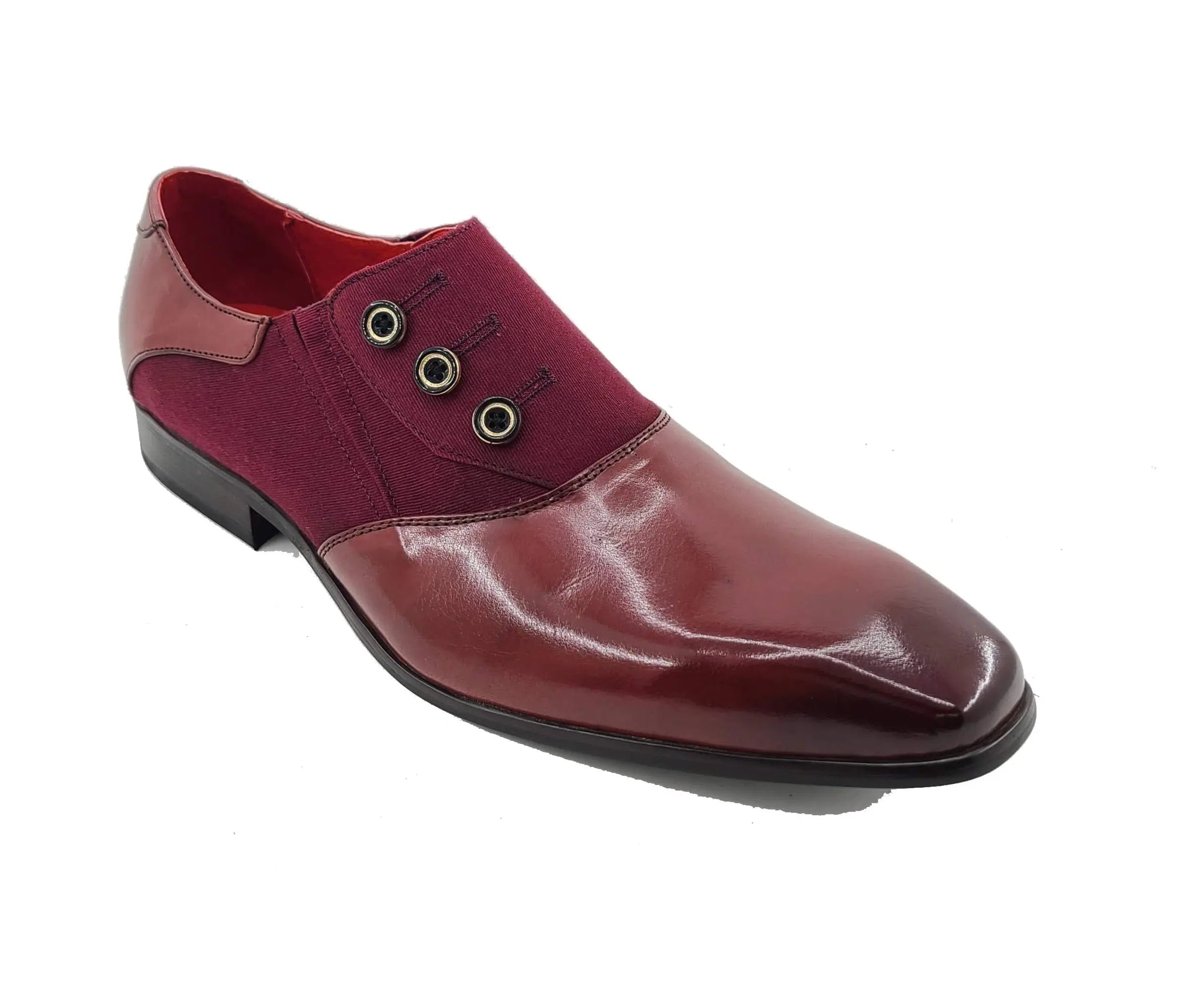Carrucci Button-up Slip-on Loafer - 7.5