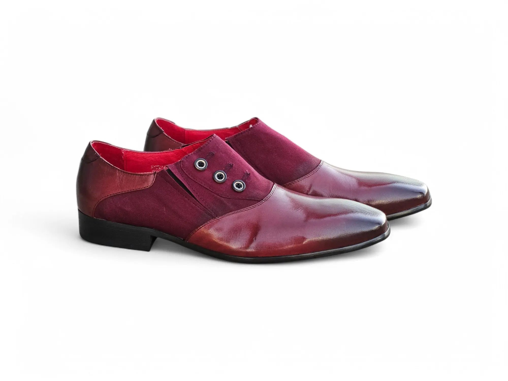 Carrucci Button-up Slip-on Loafer - 7.5