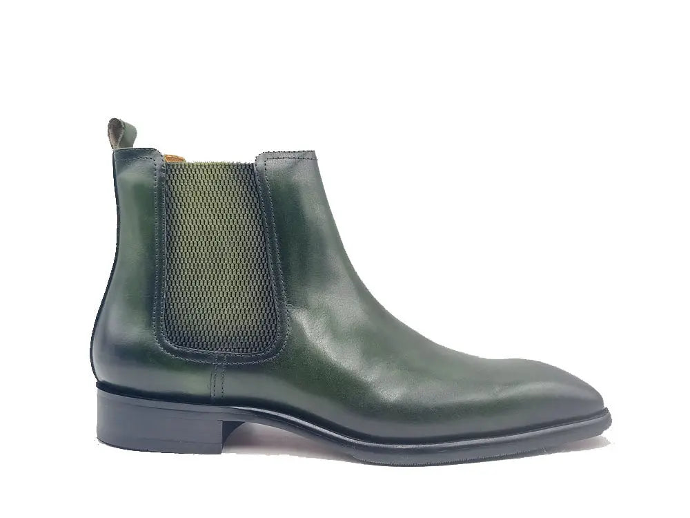 Calfskin Leather Chelsea Boot - 7.5