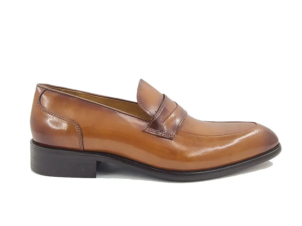 Carrucci Calfskin Modern Classic Penny Loafer - 10