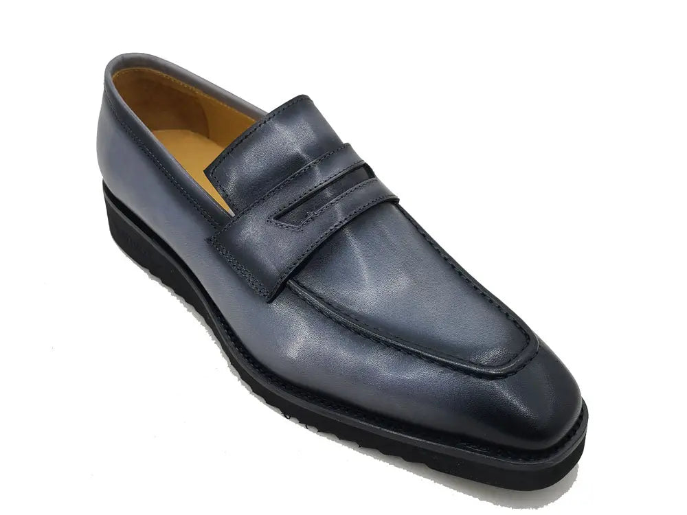 Carrucci Patina Burnished Penny Loafer - 8