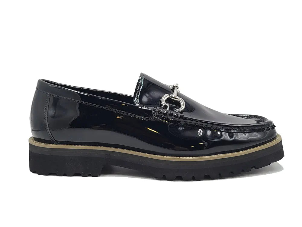 Carrucci Horse Bit Loafer in Lug Sole - 8