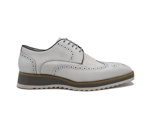 Carrucci Gorgeous Lace-Up Oxford