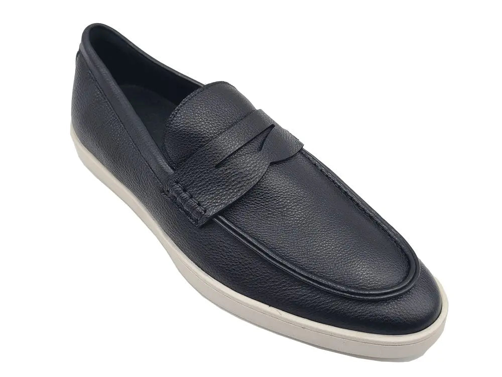Carrucci Burnished Leather Sneaker - 10