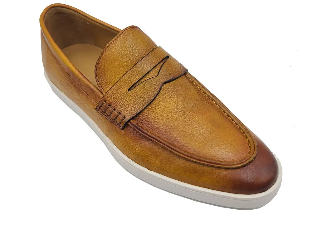 Carrucci Burnished Leather Sneaker - 10