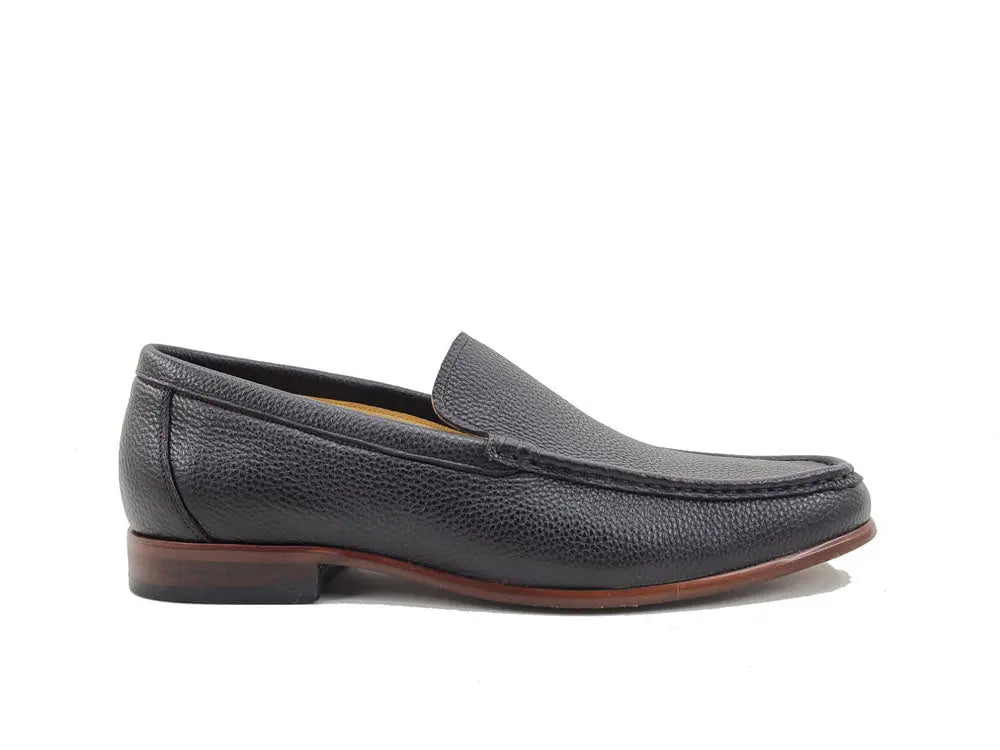 Leather Sole Timeless Slip-on Loafer - 6