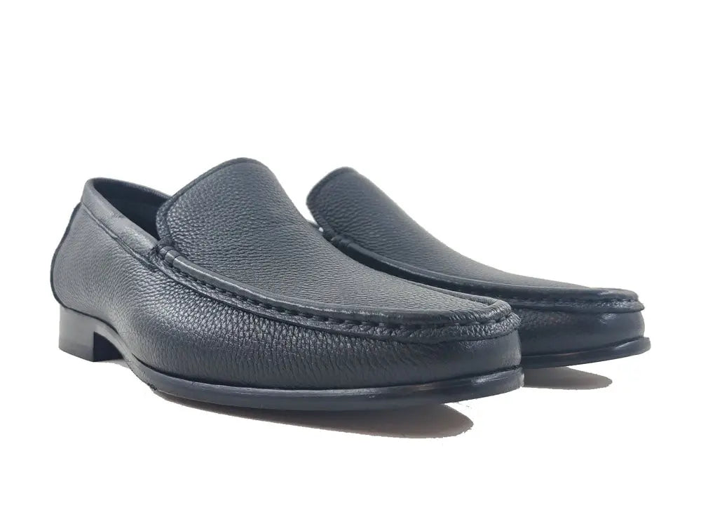 Leather Sole Timeless Slip-on Loafer - 6