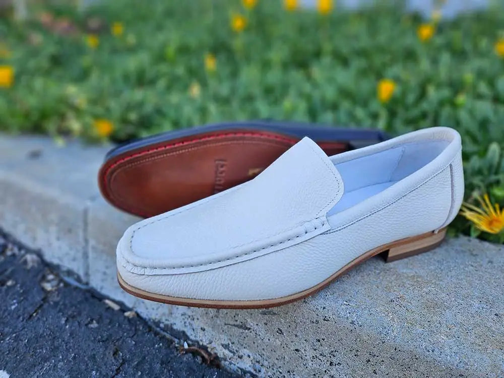 Leather Sole Timeless Slip-on Loafer - 6