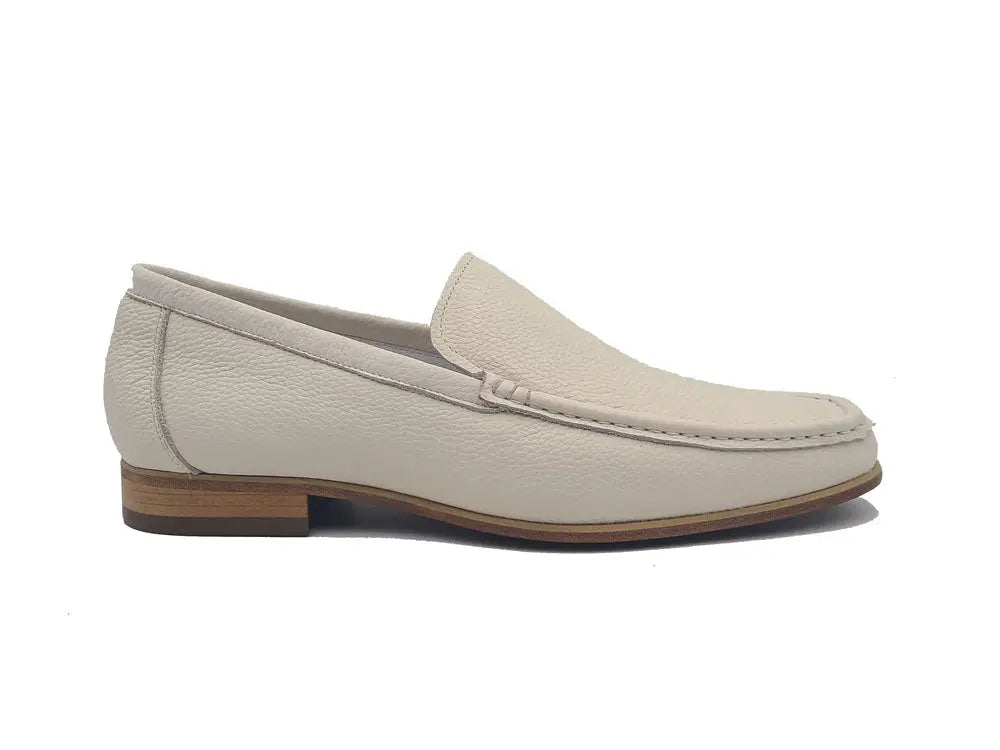 Leather Sole Timeless Slip-on Loafer - 6