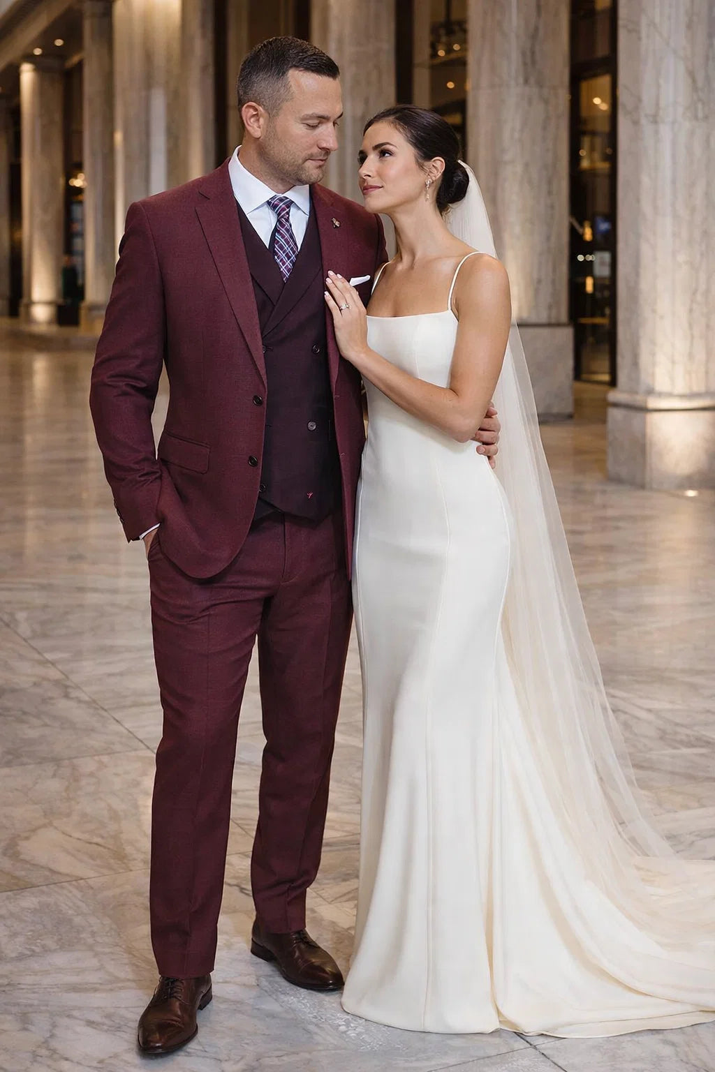 Men’s Burgundy Vintage Style Wool Suit – Two Button Jacket with Double Breasted Vest - 38 Short Jacket+32 Waist Adjustable 28to34)(Height: 5 4 to5 7 )(Neck  15-16.5)S-M)