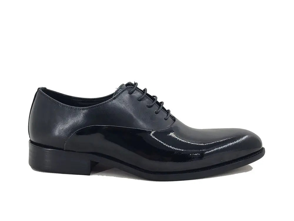 Mix Media Patent Leather Oxford - 8.5