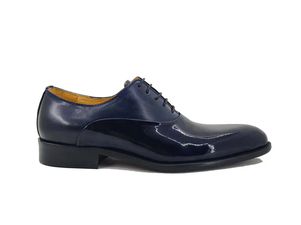 Carrucci Mix Media Patent Leather Oxford - 10.5