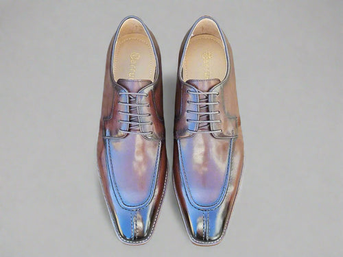 Carrucci Split Toe Oxford in Leather Sole
