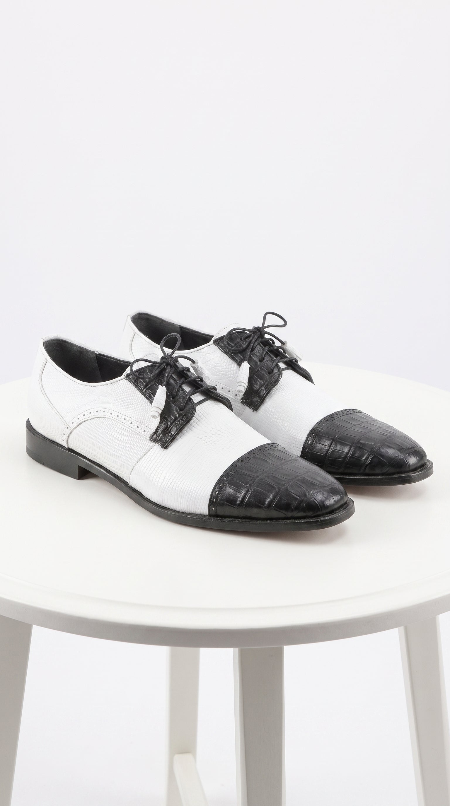 Los Altos Men’s Black and White Genuine Teju Lizard and Caiman Lace-Up Dress Shoes - US 8.0 Standard/D/ Medium / Eu:41-42