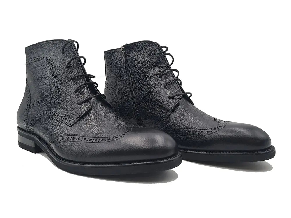 Pebble Leather lace-up boot with lightweight sole - 9