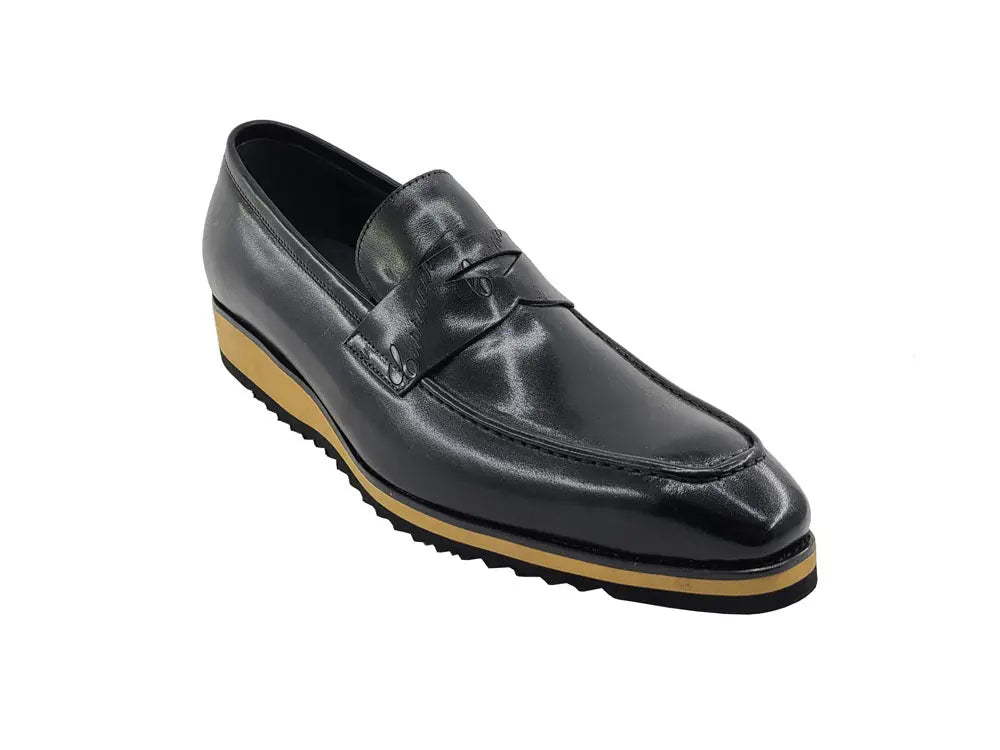 Penny Loafer with Lightweight Sole - 7.5