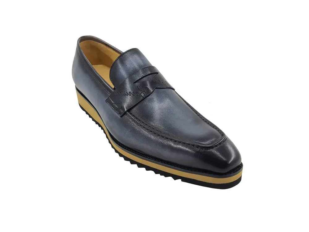 Penny Loafer with Lightweight Sole - 7.5