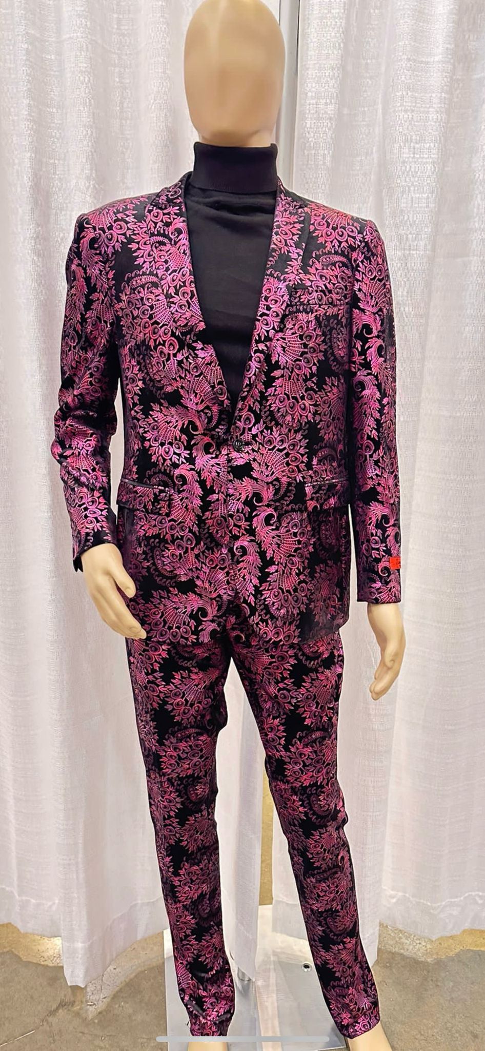Mens Pink and Black Floral Tuxedo Suit â€“ Slim Fit Two Piece Set - 34 Short or Extra Small