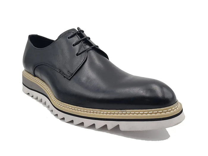Carrucci Plain Toe Blucher Style Oxford