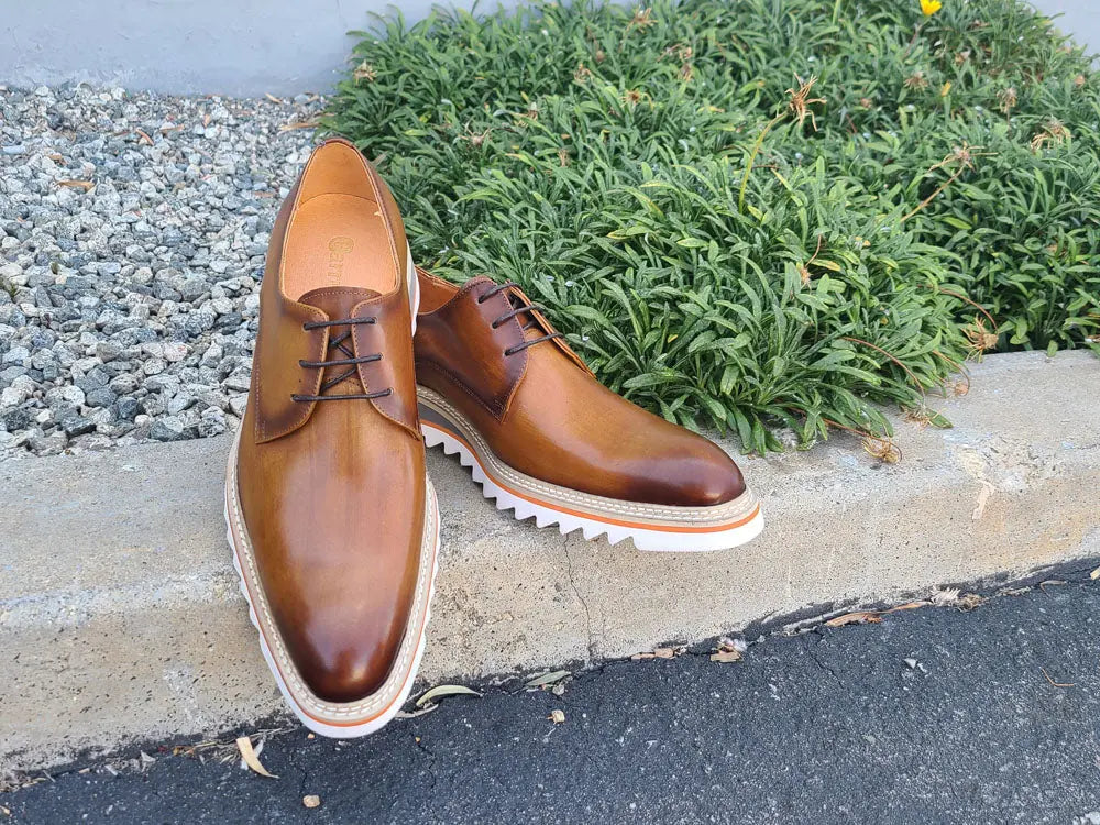 Carrucci Plain Toe Blucher Style Oxford - 7.5