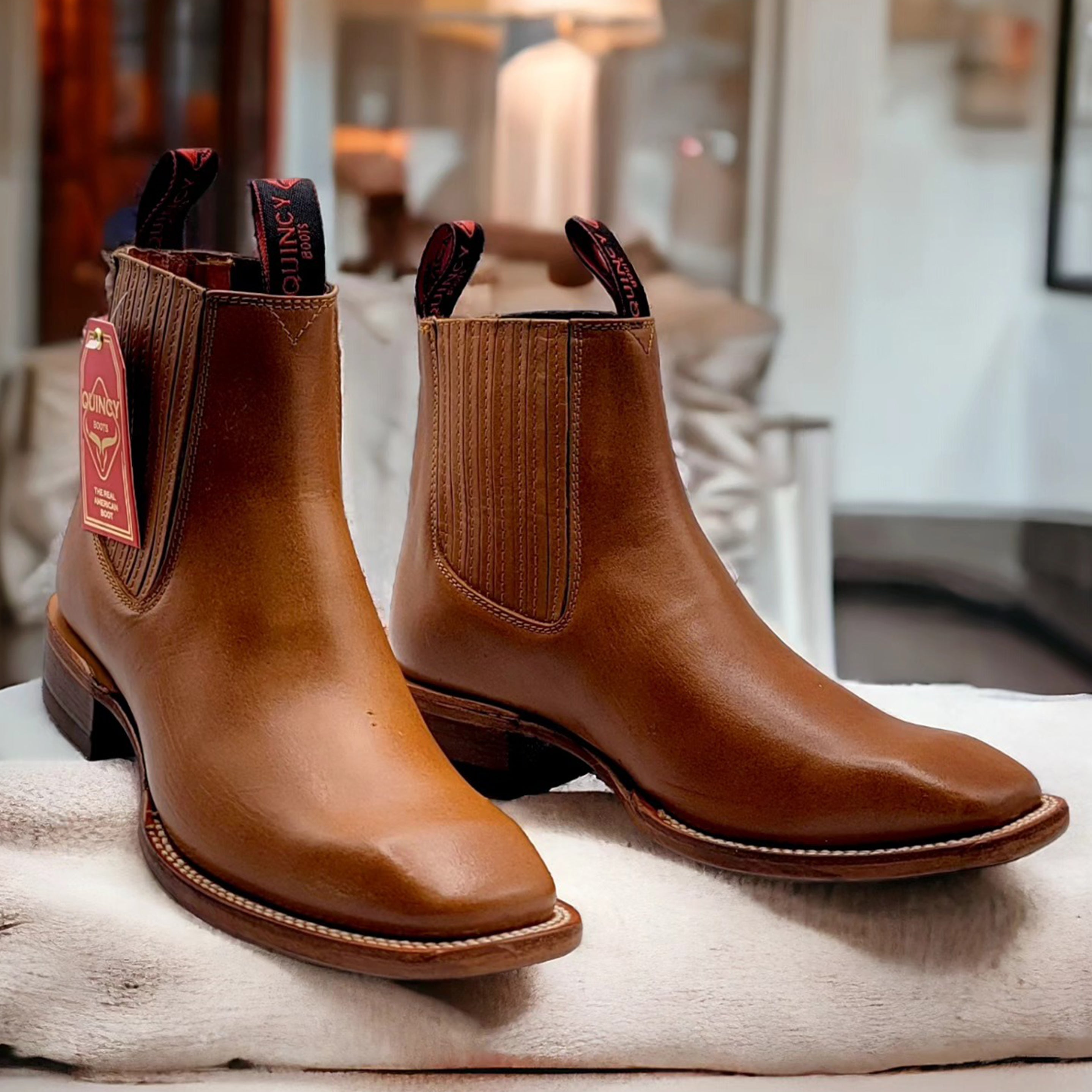 Short Cowboy Boots Square Toe - Honey - EE