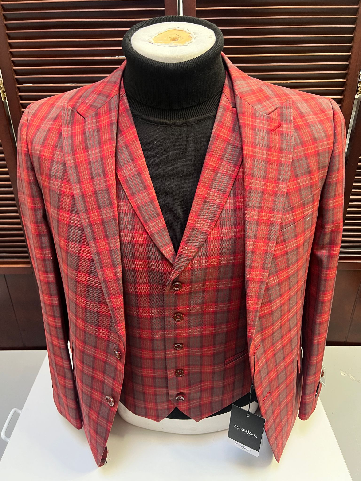 Red Tartan Suit Christmas Party Event - Plaid 3-Piece Slim Fit Suit with Vest - Window pane Pattern - 34 Short or Extra Small