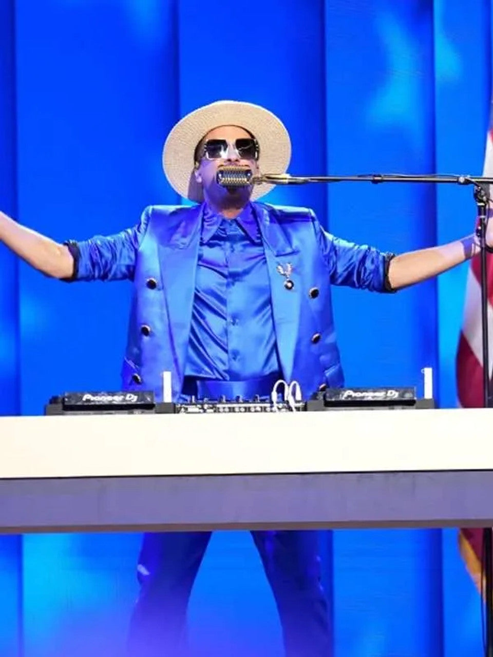 DJ Cassidy DNC Roll Call 2024 Blue Suit - 38 Short Jacket+32 Waist Adjustable 28to34)(Height: 5 4 to5 7 )(Neck  15-16.5)S-M)