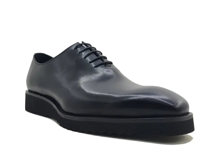Carrucci Signature Wholecut Oxford With Lightweight Sole